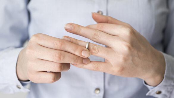 What a Divorce Attorney in Redwood City Actually Does (And When You Need One Most)