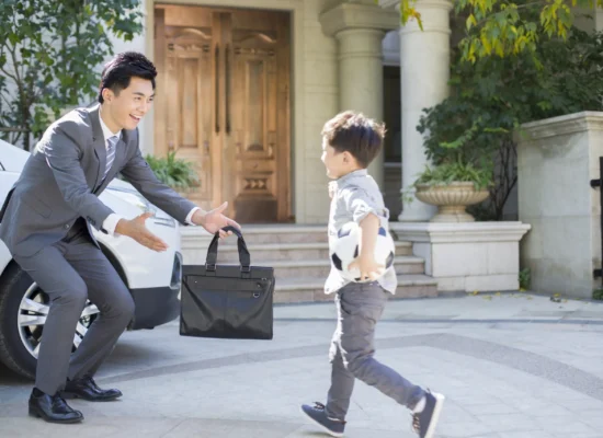 wgs-blogs-father-receives-son-arriving-home-with-soccer-ball-2026-01-05-05-47-00-utc-scaled-550x400-v01 father receives son arriving home with soccer ball